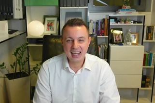 Rajchl použil fotku z roku 2022 k manipulaci o Ukrajincích