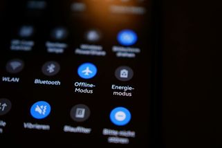 Telefon ležel v kufru, účet za let stál 32 tisíc Kč