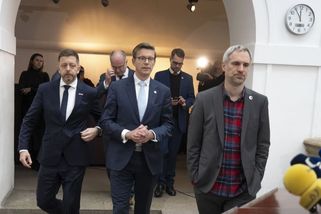 KOMENTÁŘ: Bezzubá a polomrtvá opozice. Stal se Pavel nechtěně jejím šéfem?