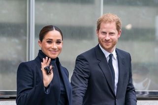 Král Karel III. s Camillou přijali prince Harryho a jeho rodinu - Seznam Zprávy