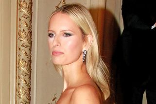 Topmodelka Karolína Kurková ukázala dceru Lunu. Je jí teprve rok a půl a už teď je krásná po mamince