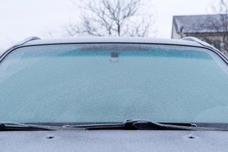 Vyhřívané přední sklo: Jaké řešení je nejlepší? - Portál řidiče