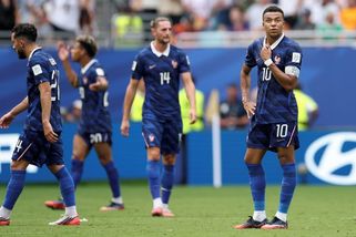 MS fotbal | Kolaps, noční můra. Francouzská média se po porážce s Anglií pustila do reprezentace - Sport.cz