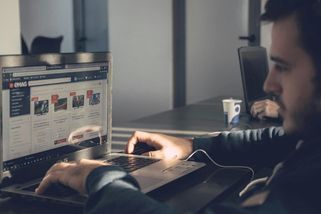 Takto poznáte, že vám soused krade internet. Udělejte tohle, jinak na to nepřijdeš