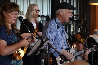 „Všechno stojí víc.“ Český ukulele festival se zřejmě koná naposledy - Seznam Zprávy