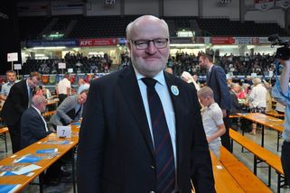 Do Rady ČT chtějí exministr kultury Herman, Řehák či Němcová Tejkalová