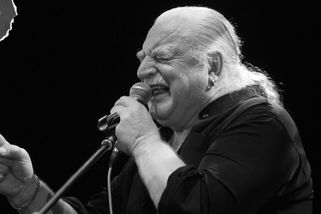 NEKROLOG: Zemřel Milan Knížák (86). I v hudbě platil za vizionáře a provokatéra | Headliner