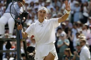 Pohádkový Wimbledon pro Češky. Muchová a Nosková si rozdělí historickou prémii