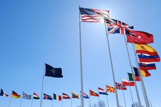 Kanaďanku čínského původu obvinili ze špionáže ve vojenské centrále NATO - Seznam Zprávy