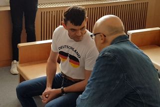 Zhrzený muž se pokusil uškrtit těhotnou expřítelkyni. Soud mu potvrdil 15 let - Novinky