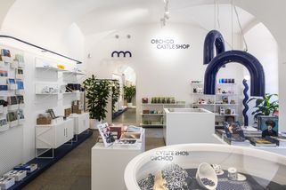 Na Pražském hradě se prodává český design. Mají tu nový obchod se suvenýry | EARCH.cz