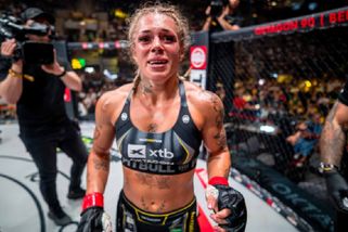 Armbar a drtivá výhra. Smolková by mohla jít o titul, boj s kamarádkou ale odmítá