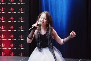 Legendární Opilá balerína Jiřího Suchého v podání jedenáctileté Very? | Top Voice