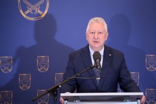 securitymagazin.cz/defence/jaromir-zuna-odbornik-na-svem-miste-1404074285.html