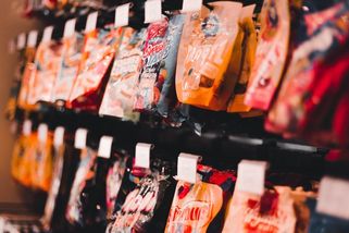 Nejhorší sladkosti ze supermarketu. Češi je pořád pořizují sobě i dětem a netuší, co v nich všechno je