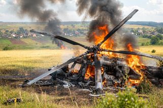 Video: Ruský Mi-28 letěl nízko nad Belgorodem. Netušil, co má za sebou