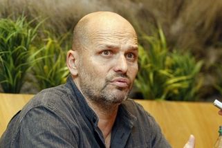 Zdeněk Pohlreich dostal přednostně vakcínu proti covidu-19 - Novinky