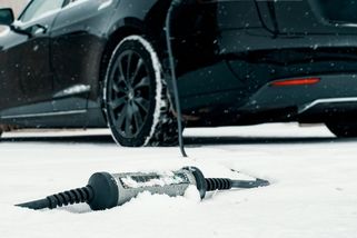 Mráz a elektromobil. Porovnali jsme zimní spotřebu elektrického vozu s dieselem - Médium.cz