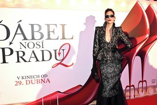 Móda z české VIP premiéry Ďábel nosí Pradu 2: Šaty světové úrovně i sázka na jistotu - Novinky