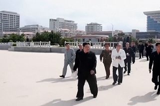 Kim vyrazil na inspekci turistického resortu. Pláž zela prázdnotou - Novinky