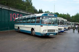 Dálkové autobusy z dob Československa, které znal každý cestující. Poznat je dnes bez váhání zvládnou jen skuteční pamětníci