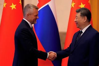 Pellegrini v Pekingu: Slovensko chce spolupracovat s Čínou na umělé inteligenci - Novinky