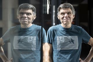 Tři sta tisíc navíc. Dalibor Dědek vysvětluje, proč svým lidem přilepšil - Seznam Zprávy