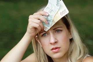 Peněženky OSVČ opět pod tlakem, od ledna je čekají vyšší zálohy. Promluvil ekonom