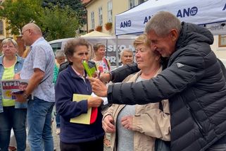 Nemohli jsme vystoupit na náměstí, stěžoval si Babiš v Rajhradě. Starosta o ničem neví - Novinky