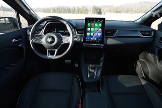 Žádný udýchaný tříválec ani nabíjení, přesto je japonské SUV nebývalé úsporné | Autosalon TV Prima