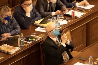 Komentář: Pyrrhovo vítězství. Pandemický zákon nezaručuje vůbec nic - Seznam Zprávy