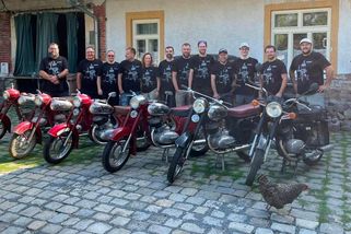 Kývačka odolává i ve dvě ráno. Jak se naučit zachraňovat staré Jawy