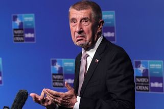Znečištěné Babišovy pozemky v Bratislavě zatím stát sanovat nebude - Novinky