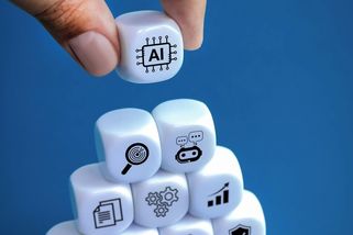 Mladík svlékl dívku pomocí umělé inteligence, hrozí mu pětileté vězení - Novinky