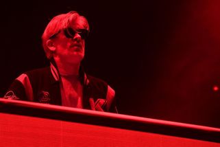 Zemřel Kavinsky. Autorovi hitu Nightcall bylo 50 let, hrál i na Colours - Seznam Zprávy