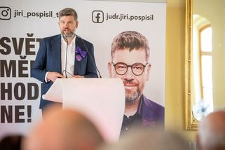 Prezident ve druhé řadě Česko poškodí, míní Pospíšil - Novinky