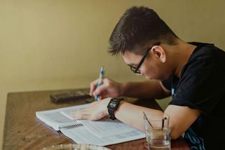 Test češtiny z 5. třídy ZŠ: Tohle musí znát každý dospělý Čech, ale 5/10 naprosto pohoří - Médium.cz