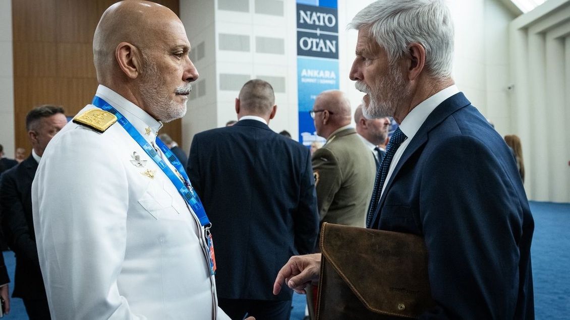 Diplomacie začíná respektem, ne arogancí, pane ministře Macinko! - Médium.cz
