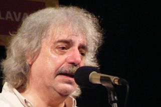 Chucpe za tři tisíce. Xaver Veselý se cítí jako Žid za války. Podpořil kapelu, ta jeho dar nepřijala - Médium.cz