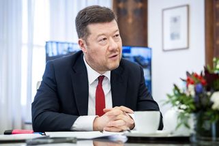 Větu o Ukrajině bych tam nedal. Okamura ztrhal mandát vlády na summitu NATO - Novinky