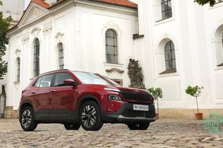 Škoda Kylaq, která se prodává od 166 tisíc korun, dorazila do Prahy - Garáž.cz