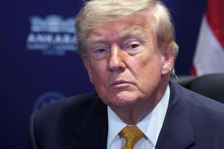 Trump chce, aby škody způsobené Íránem byly hrazeny ze zmrazeného majetku - Novinky