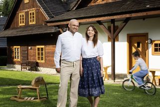 Vydělal stovky milionů, ale peníze mu štěstí nepřinesly. Teď prodává klid - Seznam Zprávy