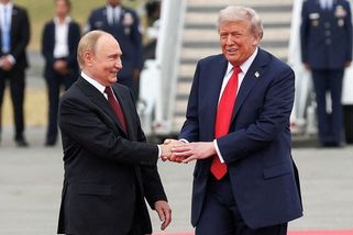 Trump bude u Putina zjišťovat, zda Rusové pomáhají Íránu - Novinky