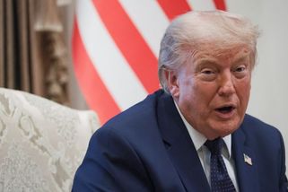 USA náhle přestaly bombardovat Írán. Trump se o tom vůbec nezmínil - Seznam Zprávy