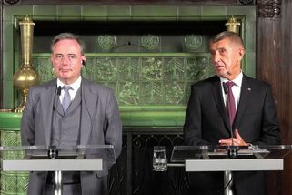 Nejsem jeho podřízený. Babiš se ohradil proti Pavlově výtce za pozdní příchod - Novinky