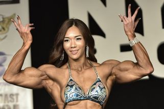 Korejská kulturistka pózovala nahá ve vaně. Za pár hodin získala víc fanoušků než za celou závodní kariéru