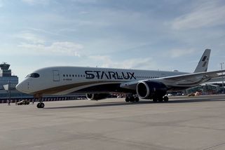 Luxusní aerolinka Starlux poprvé v Praze. Vlajková „loď“ začne létat za měsíc - Novinky