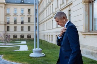 Premiér Andrej Babiš je stále víc z formy. Když nepozná, kdy má odejít, bude Česko ve velkém průšvihu