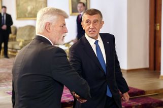 „Je to jen loutka.“ Babišovi ruply nervy a vyhlásil prezidentovi válku - Seznam Zprávy